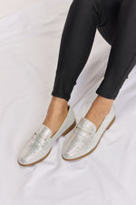 Load image into Gallery viewer, Forever Link Rhinestone Point Toe Loafers
